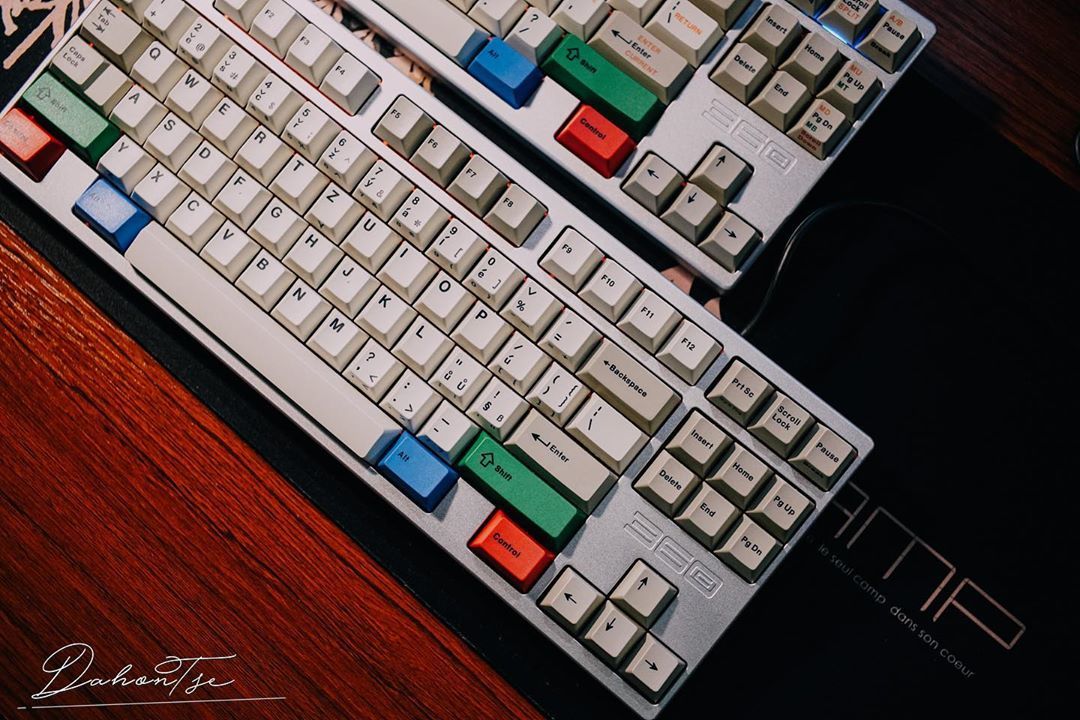  客制化键盘这圈子比甄嬛传还乱，你千万别碰! 